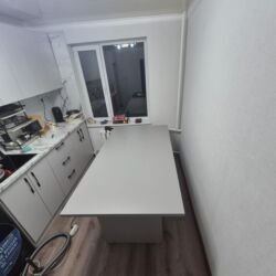 стол на кухню стеклянный: Ашкана үчүн үстөл, Жаңы, Тик бурчтуу, Бүктөлбөгөн lalafo.kg да стол на кухню стеклянный: Ашкана үчүн үстөл, Жаңы, Тик бурчтуу, Бүктөлбөгөн