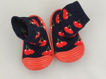 kapcie z piętą: Kapcie 22, Używany