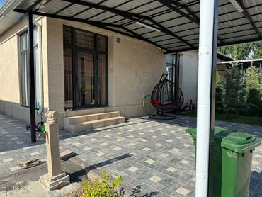 2 х спальное постельное белье: Коттедж, ЦО Asia Palace, Сары-Ой, Детская площадка, Парковка, стоянка, Охраняемая территория