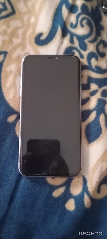 dualshock 4: IPhone 11, сиреневый - Экран 6.1" Liquid Retina HD (IPS), True Tone — 2