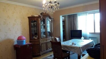 Köhnə tikili: Bakı, Bakıxanov qəs., 3 otaqlı, Köhnə tikili, 70 kv. m — 2