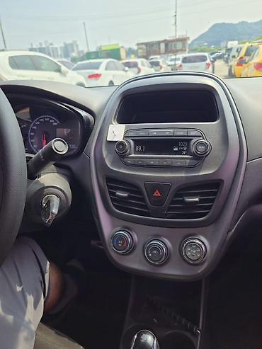 wuling starlight 730: Chevrolet Spark: 2020 г., 1 л, Автомат, Бензин, Хэтчбэк — 7