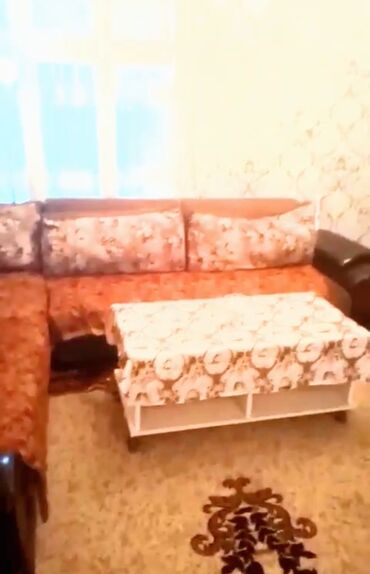 Uzunmüddətli kirayə mənzillər: Kirayə verilir: tam mebelli, geniş və işıqlı mənzil. 3 Otağ mətbəx — 16