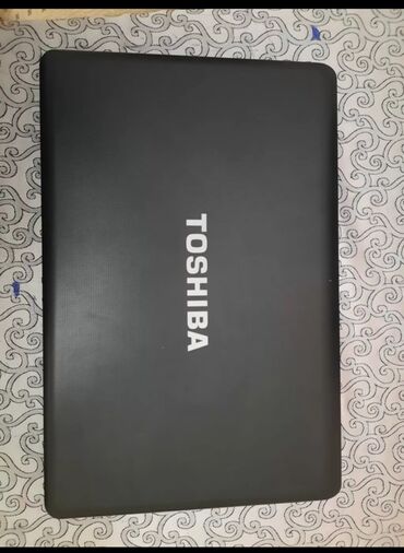 Toshiba: 4 GB