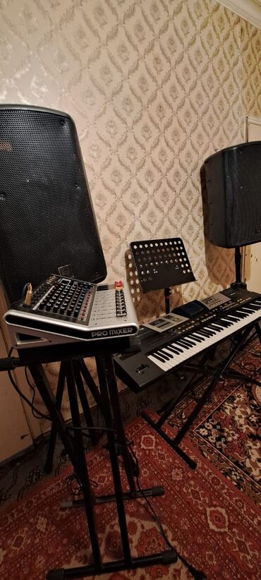 Sintezatorlar: Sintezator yoxdu,başqa gorunen her sey var hamisi birlikde — 4