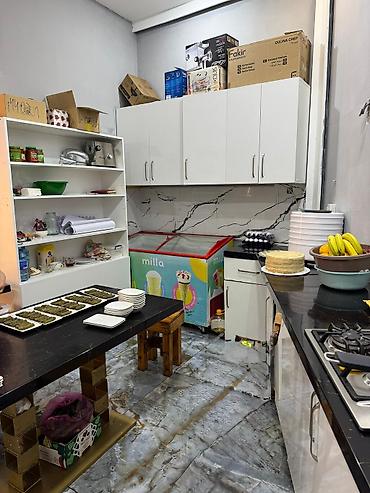 Hazır biznes: Lənkəran şəhərin mərkəzindəKoroğlu küçəsində, 2 mərtəbəli (3-ü — 17