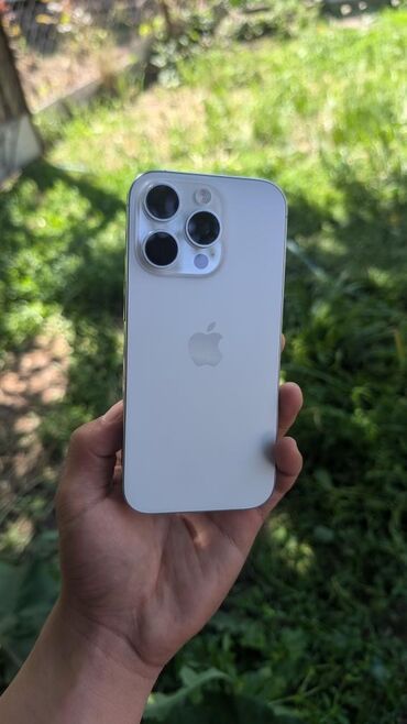телефон баткен: IPhone 16 Pro, Колдонулган, 128 ГБ, White Titanium, Каптама, Кабель, Куту, 98 %