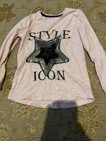 Dəstlər: Qiz usagi ucun geyimler 5 6 7 yas ucun hamisi biryerde 15 azn unvan — 19