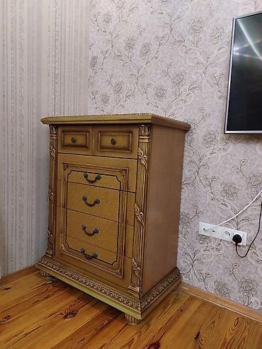 rengli qelem: Klassik üslubda vitrin və komod dəsti - Material: ağac əsaslı — 3