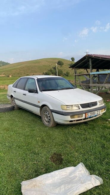 Volkswagen: Volkswagen Passat CC: 1995 г., 1.8 л, Механика, Бензин, Седан