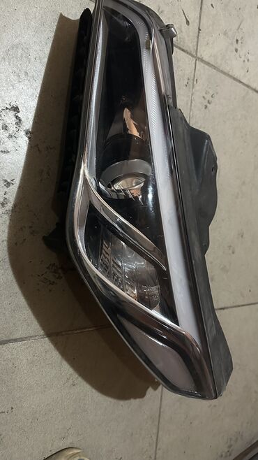 Передние фары: Передняя левая фара Hyundai 2016 г., Б/у, Оригинал at lalafo.kg Передние фары: Передняя левая фара Hyundai 2016 г., Б/у, Оригинал