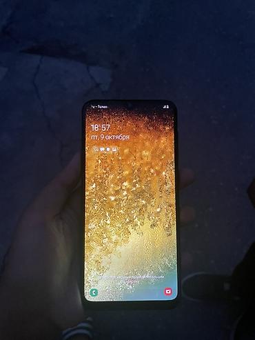Мобильные телефоны: Смартфон Samsung (линейка Galaxy A, с задним сканером отпечатка и — 3