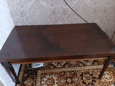 круглый деревянный стол реставрация лаком: Журнальный Стол, цвет - Коричневый, Б/у