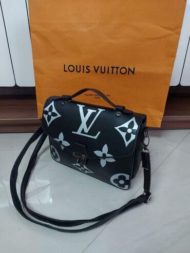 Torbe: Cena torbi 2450
Cena kaisa 1.700
Cena novcanika 1.700
Alb sa porezom — 25