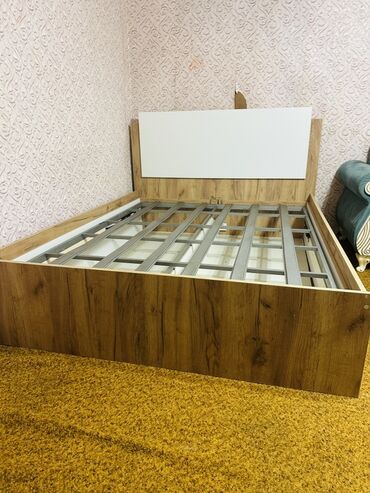 купить массажную кровать серагем бу: Двуспальная кровать, С подъемным механизмом, Без матраса, Без выдвижных ящиков