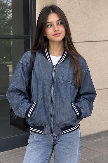 payiz kurtkalari: L razmer jaket, nazik cins materialdır. Yazda, payızın əvvəli üçün — 4