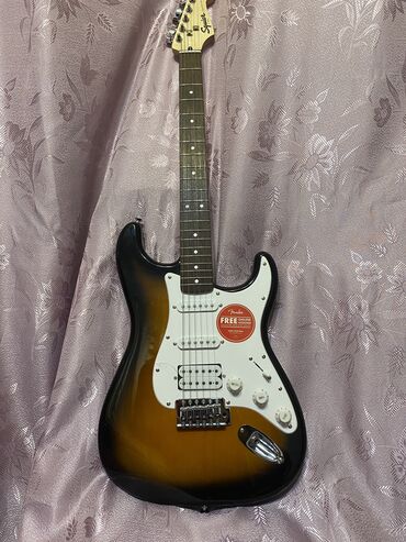 gitara alıram: Elektron gitara, Fender, 6 sim, İşlənmiş, Pulsuz çatdırılma