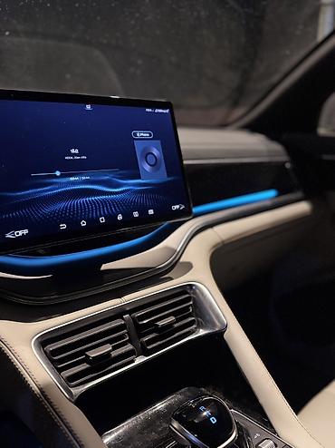 plug in: BYD Song Plus: 2023 г., Автомат, Электромобиль, Кроссовер — 8