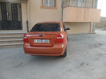 Chevrolet: Chevrolet Aveo sedan – narıncı rəng — 9