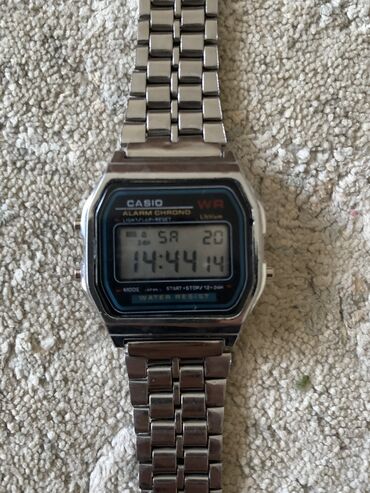 сматр часы: Классические часы, Casio, Унисекс, Б/у