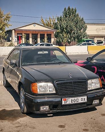 Mercedes-Benz W124: 1993 г., 2.3 л, Механика, Бензин, Купе