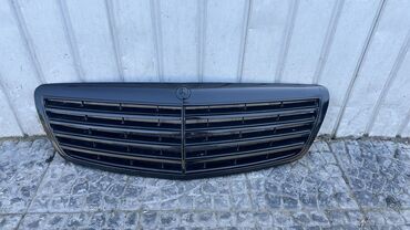 значок на мерс: Решетка радиатора Mercedes-Benz 2008 г., Б/у, Оригинал, Германия