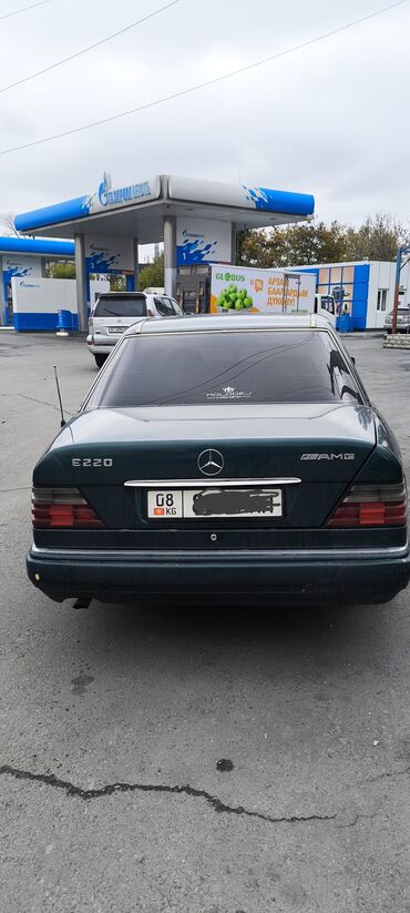 Mercedes-Benz: Mercedes-Benz E 200: 2 л, Механика, Бензин, Седан