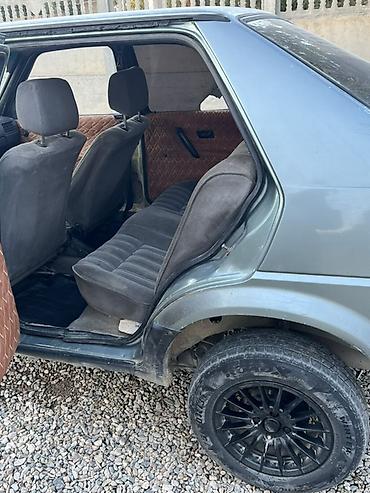 гетз 2: Volkswagen Jetta: 1990 г., Механика, Бензин, Седан — 3