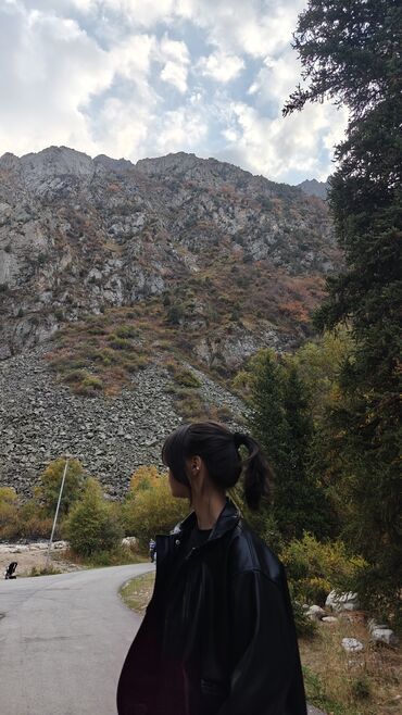 дать объявление: Я таргетолог. запускаю рекламу, которая показывается конкретной