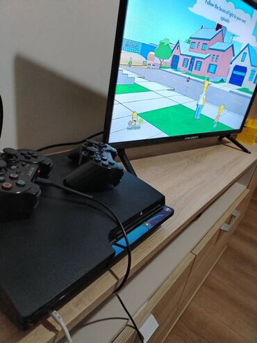 PS3 (Sony PlayStation 3): Playstation 3 / Čipovan / Slim / 500gb / 40 Igrica ima na njemu. Kod na lalafo.rs — 14 PS3 (Sony PlayStation 3): Playstation 3 / Čipovan / Slim / 500gb / 40 Igrica ima na njemu. Kod — 14