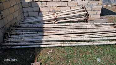 18*6 xeyir şər mağarı satılır.120 nəfərlik 14 əd stol qabları var