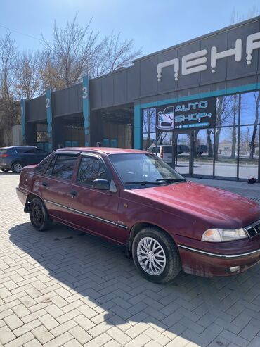 меняю на нексиа: Daewoo Nexia: 2007 г., 1.6 л, Механика, Бензин, Седан