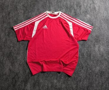 женские кроссовки adidas running: Мужская футболка, Adidas, S (EU 36), цвет - Красный