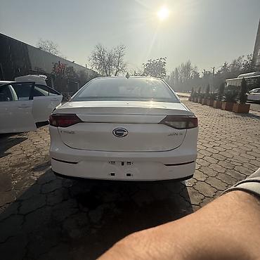 aion a60: BYD : 2019 г., 1 л, Автомат, Электромобиль, Седан — 2