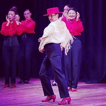 Другие услуги в сфере красоты и здоровья: Театр-студия фламенко "Эсмеральда" начинает набор в группу фламенко с — 14