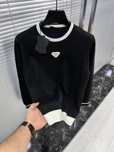 Köynəklər: Sviter, Prada, L (EU 40), rəng - Qara