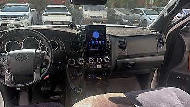 windom 2001: Toyota Sequoia: 2014 г., 5.7 л, Автомат, Газ — 6