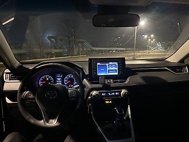 Toyota: Toyota RAV4: 2018 г., 2.5 л, Автомат, Бензин, Кроссовер — 12