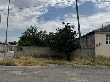 qutqaşınlı küçəsi: Tikinti