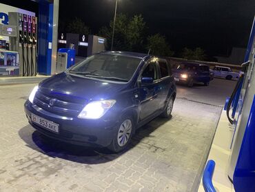 бузук машиналар: Toyota ist: 2003 г., 1.5 л, Автоматтык, Бензин