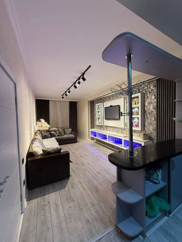 Yeni tikili: 3 otaqlı, Yeni tikili, m. Xalqlar Dostluğu, 71 kv. m — 1