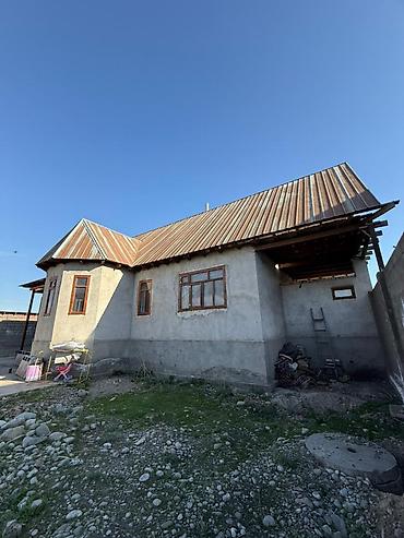Недвижимость: Одноэтажный жилой дом с участком и капитальным ограждением. - — 4