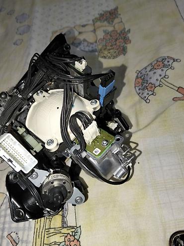 Ehtiyat hissələri: W222 S-CL Avtomobil üçün adaptiv bi‑LED/proyektor tipli faranın daxili — 2