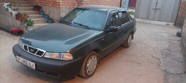 тойота каролла 2004: Daewoo Nexia: 2005 г., Седан