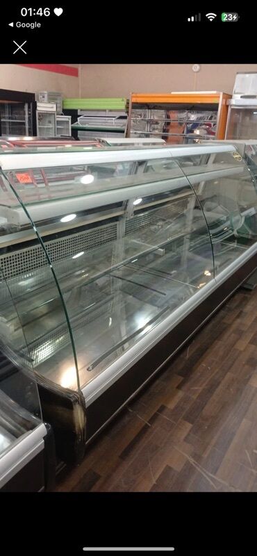 Audi: Bu, əsasən mağazalarda və supermarketlərdə istifadə olunan soyuducu