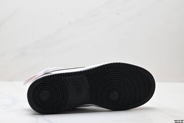 Кроссовки и спортивная обувь: Мужские кроссовки, 36, 37, 38, Nike, Новый, цвет - Белый, Бесплатная доставка — 9