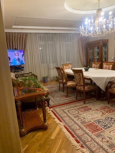 Ev üçün digər mebel: Masa və oturacaqlar, Kredit yoxdur