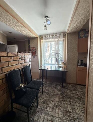Продажа домов: 1 комната, 38 м², Индивидуалка, 3 этаж, Косметический ремонт