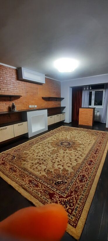 аренда квартиры под офис в центре: 1 комната, 60 м², 104 серия, 4 этаж, Евроремонт