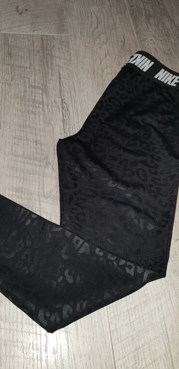 Gornji i donji deo: Nike, M, Jednobojni, bоја - Bela na lalafo.rs — 5 Gornji i donji deo: Nike, M, Jednobojni, bоја - Bela — 5